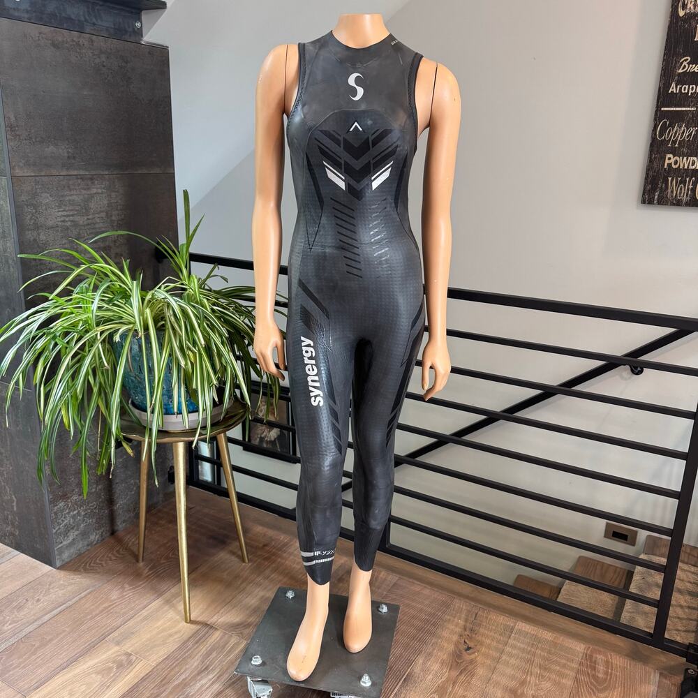 Synergy Hybrid Women’s P2 Sleeveless Triathlon Wetsuit SR062 Open Water Swim